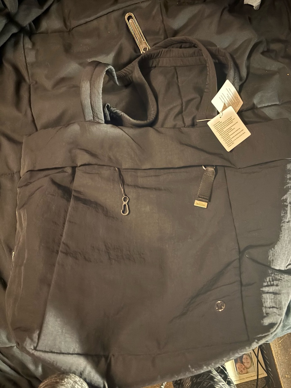 Lululemon on my level carryall tote
